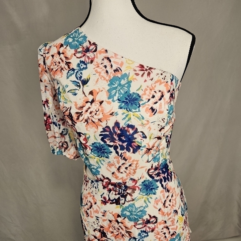 NWT✨️BCBGMAXAZRIA Women' Special Events| Fleur Asymmetrical Dress Gardenia Sz 12 - Picture 4 of 16